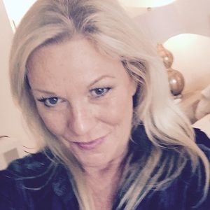 Meet your Posher, Dawna